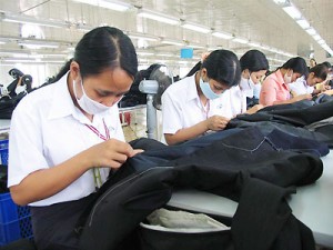 Vi phạm pháp luật lao động – nhìn từ góc độ kinh tế