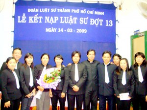 Công ty luật Dragon – Luật sư thực tế nhìn lại Lượng: thiếu, chất: mỏng