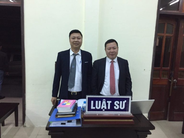 Quyền im lặng của bị can và thủ tục thuê luật sư bào chữa