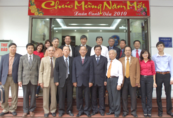 Chủ động nâng cao vị thế luật sư