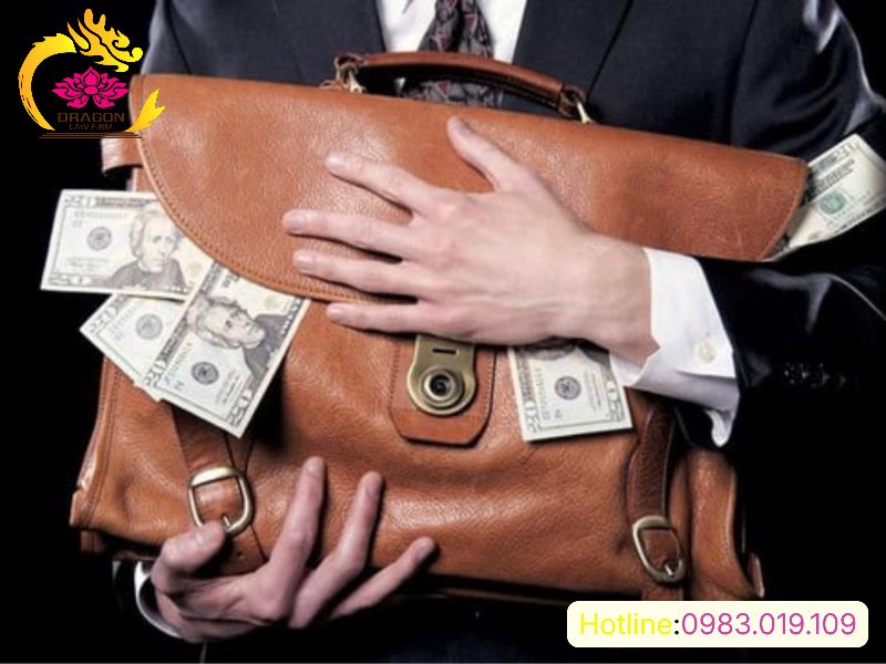 Cách phân biệt tội lừa đảo chiếm đoạt tài sản và lạm dụng tín nhiệm tội lừa đảo chiếm đoạt tài sản và lạm dụng tín nhiệm