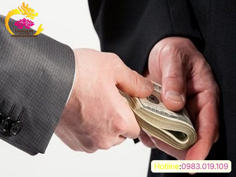 Cách phân biệt tội lừa đảo chiếm đoạt tài sản và lạm dụng tín nhiệm tội lừa đảo chiếm đoạt tài sản và lạm dụng tín nhiệm