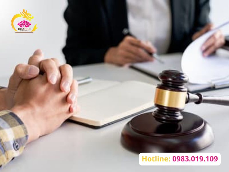 Luật sư bào chữa án hình sự tại tòa giúp gì cho bị can, bị cáo và bị hại?